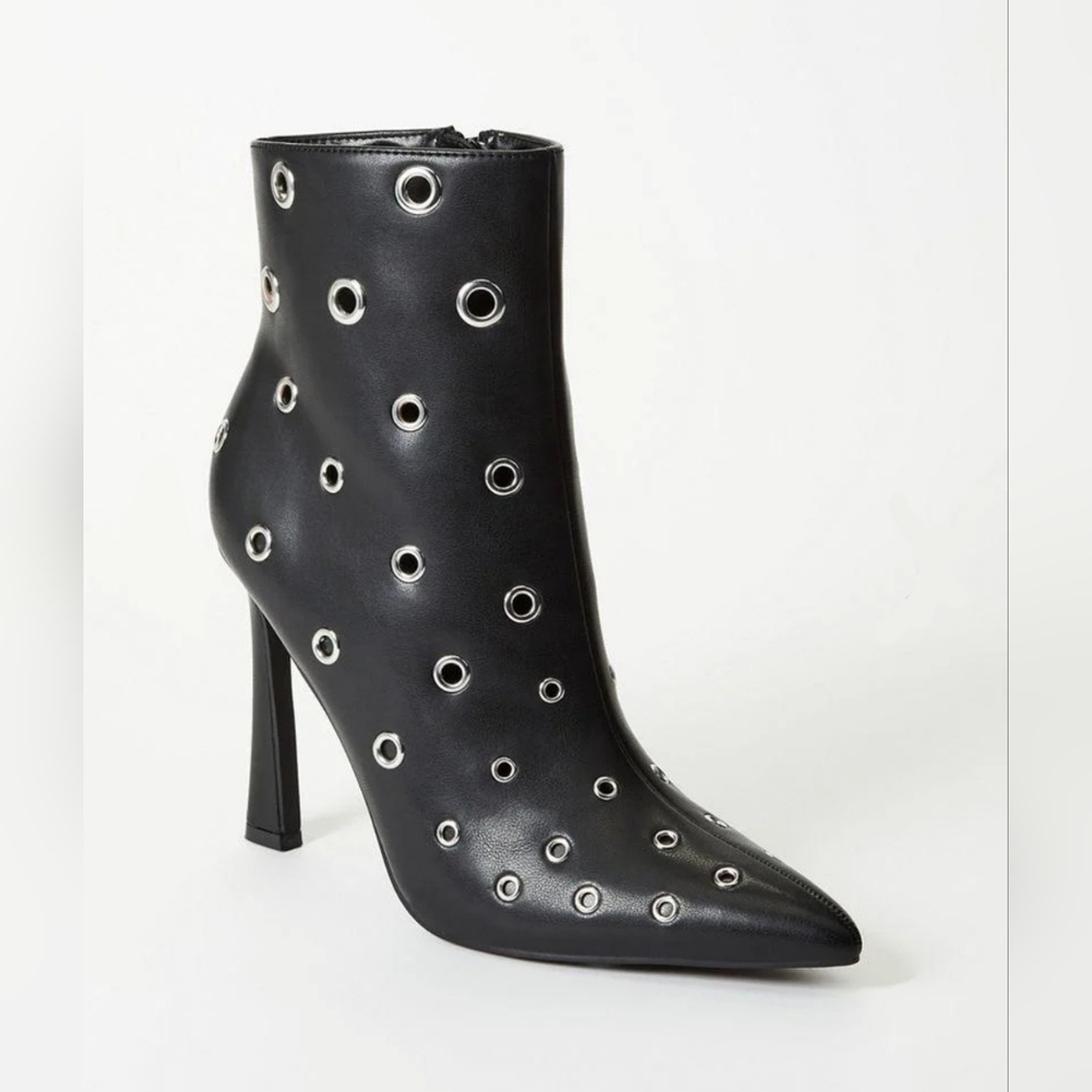 Rayven Stiletto Bootie - Size 8